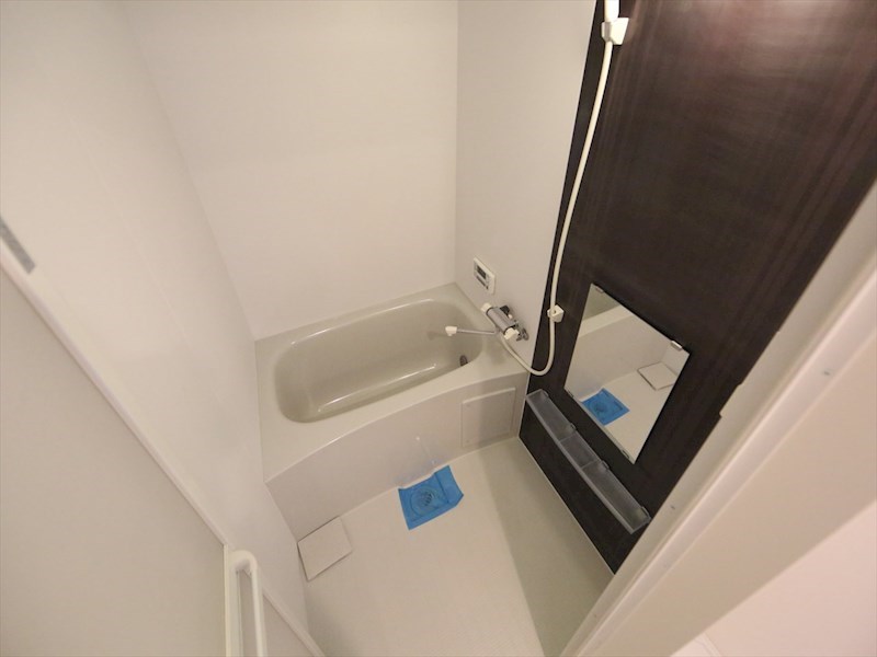 バス・シャワールーム　浴室暖房乾燥機付　追い焚き・オートバス機能付お風呂