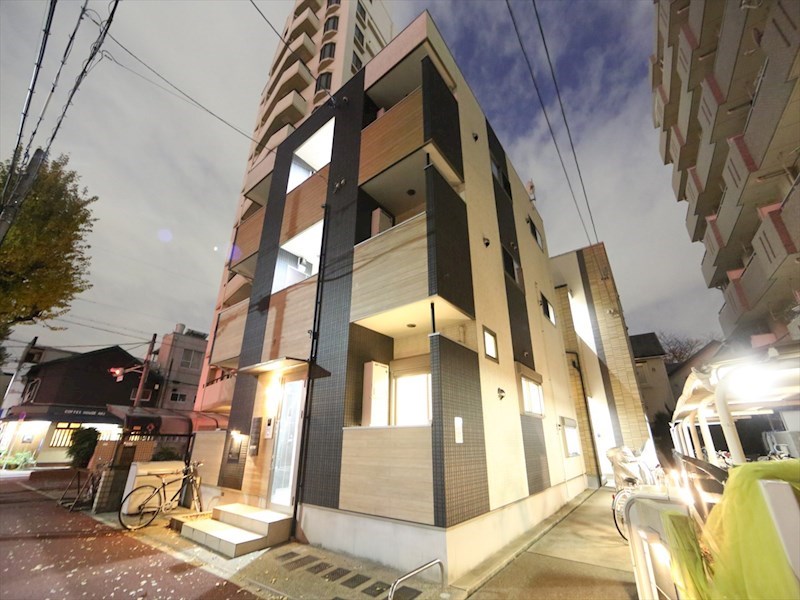 建物外観　外観　オートロック付　光インターネット無料