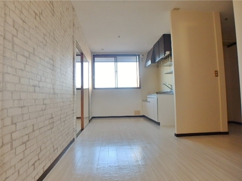 居室・リビング　図面と現状に相違がある場合には現状を優先