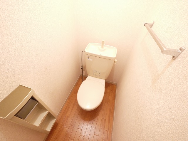 トイレ　コンパクトで使いやすいトイレです