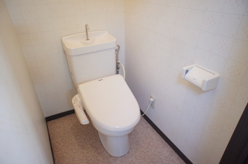 トイレ　図面と現状に相違がある場合には現状を優先