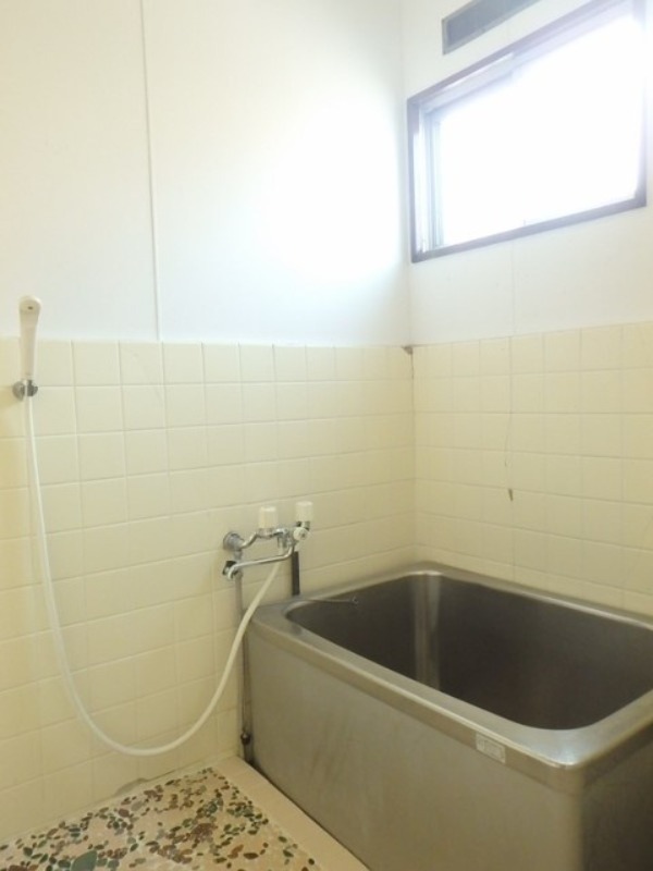 バス・シャワールーム　図面と現状に相違がある場合には現状を優先