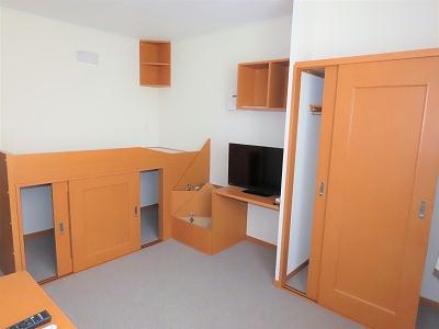 収納　クローゼット、ベッド下収納あり