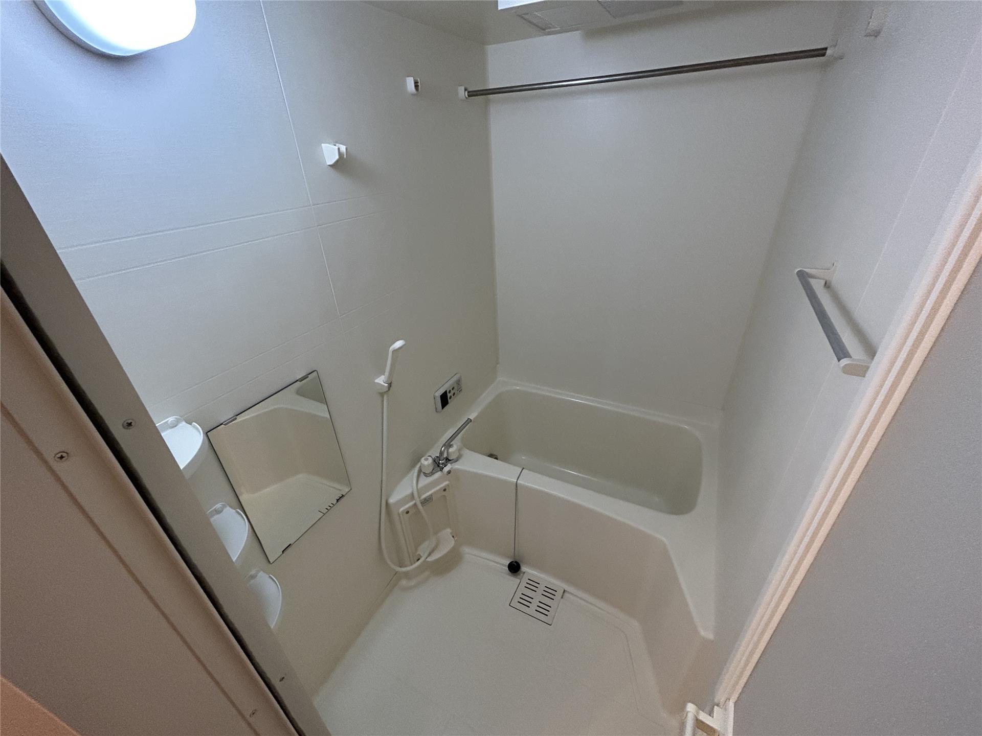 バス・シャワールーム　浴室