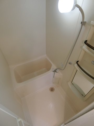 バス・シャワールーム　イメージ102号室の写真（反転あり）