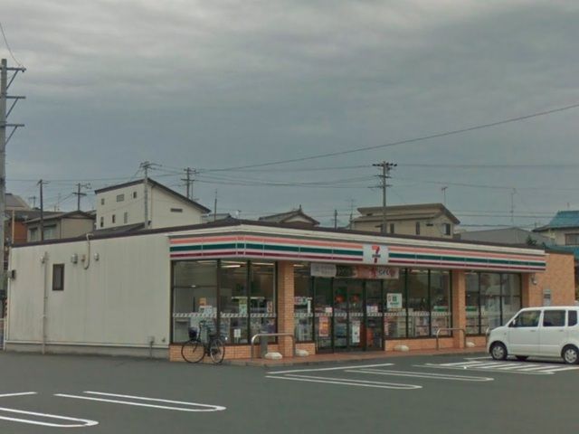 コンビニ　セブンイレブン湖西鷲津店（コンビニ）まで300m