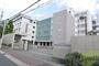 中学校　滝川中・高等学校（中学校）まで492m