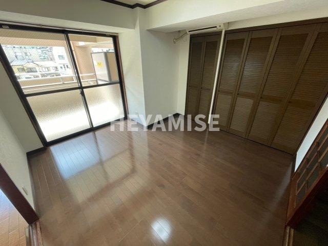 居室・リビング　※別のお部屋の参考画像です※現況を優先します