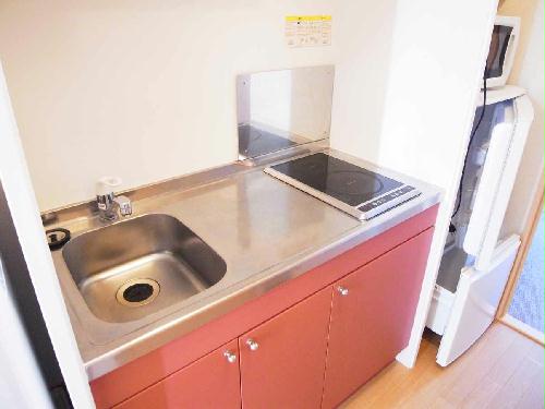 キッチン　仕様、設備は現況と異なる場合があります。