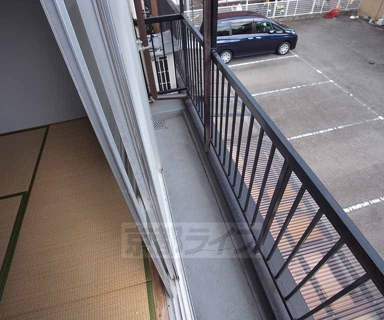 バルコニー　南向きのバルコニーです。