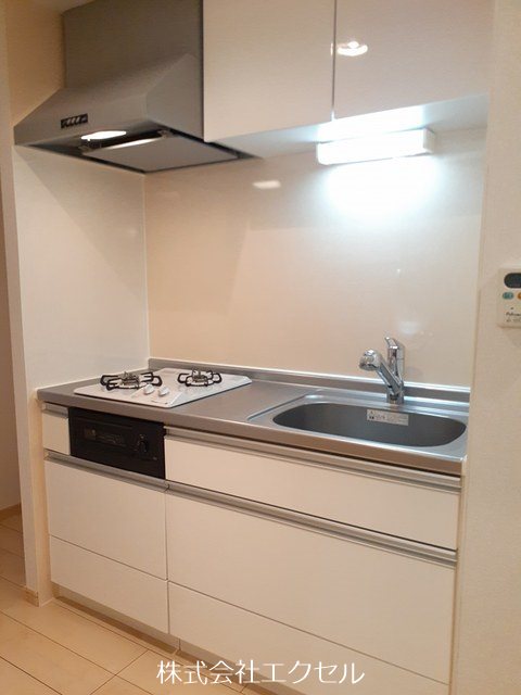 キッチン　2口ガスコンロ付きのキッチンです。