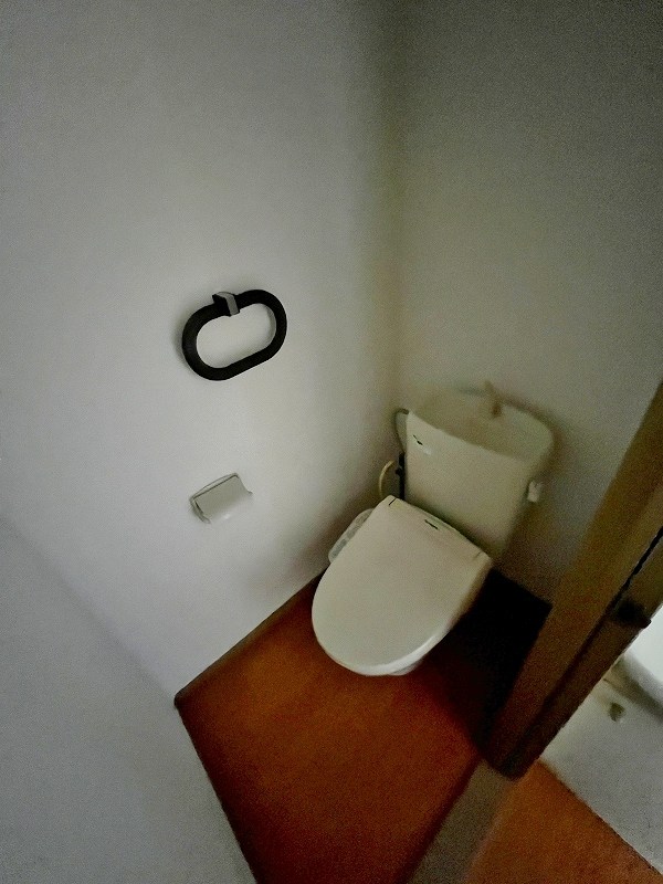 トイレ　★温水洗浄便座トイレ★