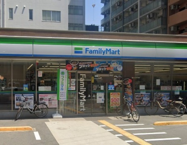 コンビニ　ファミリーマート 北久宝寺町一丁目店（コンビニ）まで303m