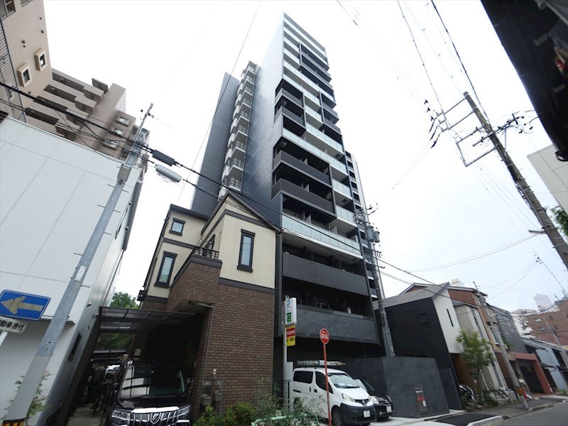 建物外観　外観　オートロック付　宅配ＢＯＸ有り　防犯カメラ有り