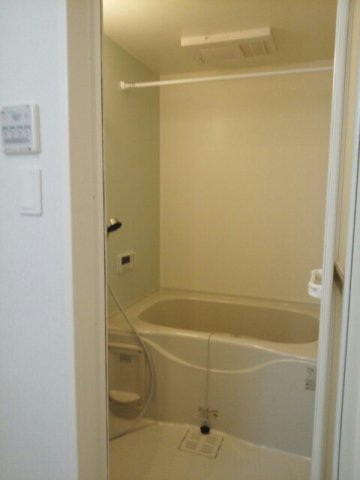 バス・シャワールーム　日々の暮らしに欠かせないお風呂です