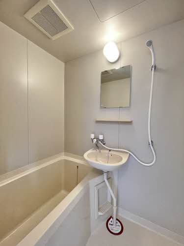 バス・シャワールーム　バス