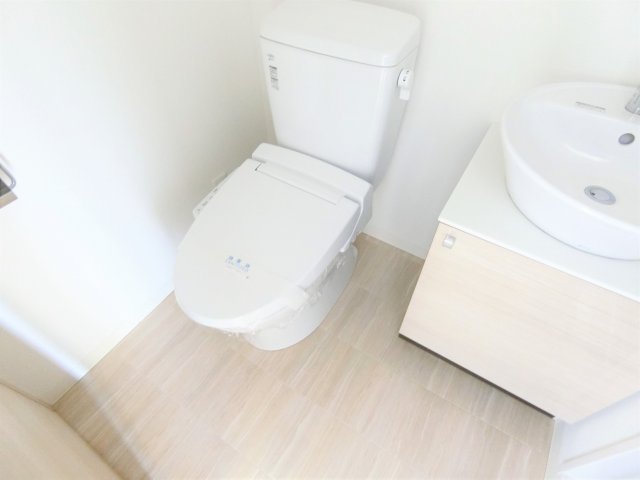 トイレ　詳細は、RISUMO江坂本店→06-6155-7137まで♪