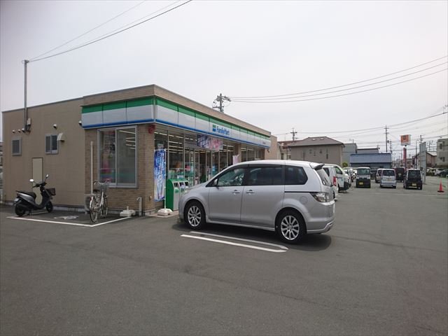 コンビニ　ファミリーマート　浜松上島北店（コンビニ）まで246m