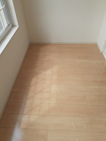 バルコニー　陽当たり良好なサンルームです★