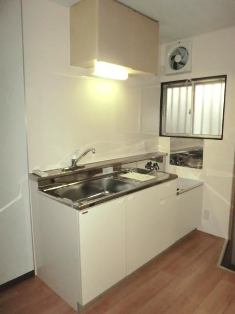 キッチン　Ｈ２７．２月にキッチン新品になりました。
