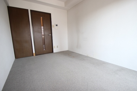 居室・リビング　※他号室の写真です。