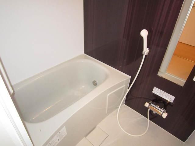 バス・シャワールーム　バスルーム