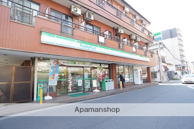 コンビニ　ファミリーマート（コンビニ）まで170m