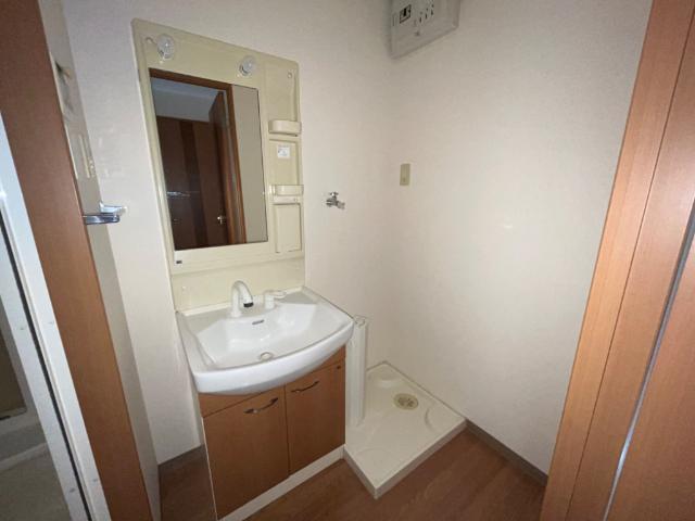 洗面設備　洗髪洗面化粧台