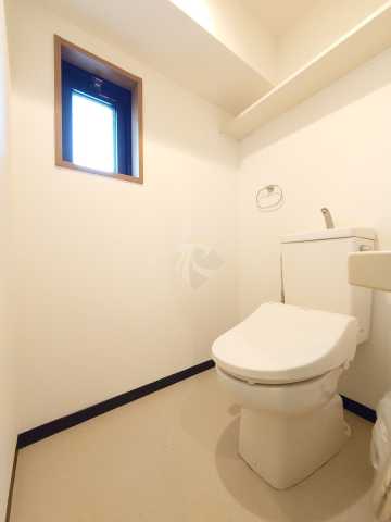 トイレ　ローズガーデン