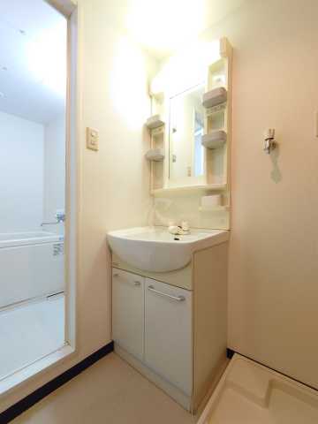 洗面設備　ローズガーデン