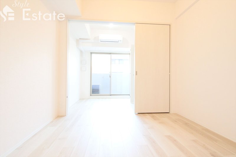 居室・リビング　同仕様内装