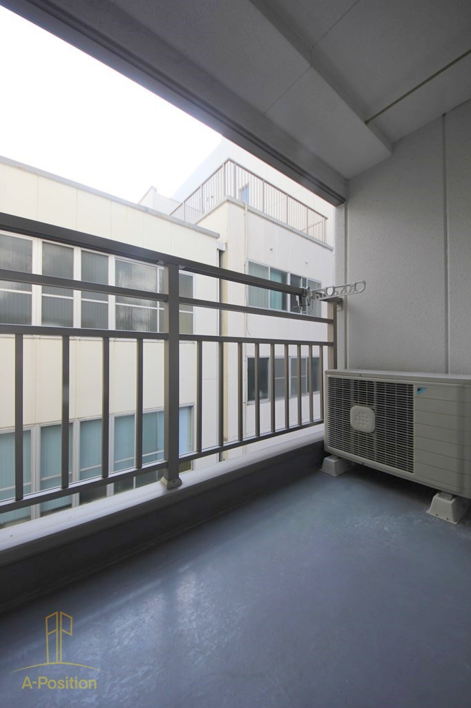 バルコニー　HugE1