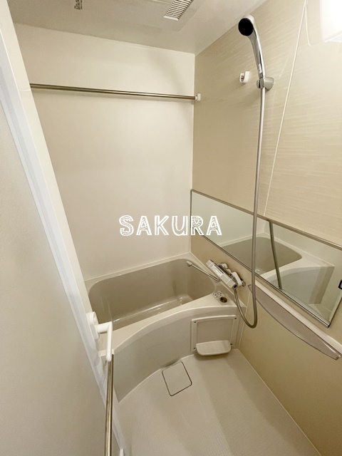 バス・シャワールーム　日々の疲れを癒すお風呂です♪