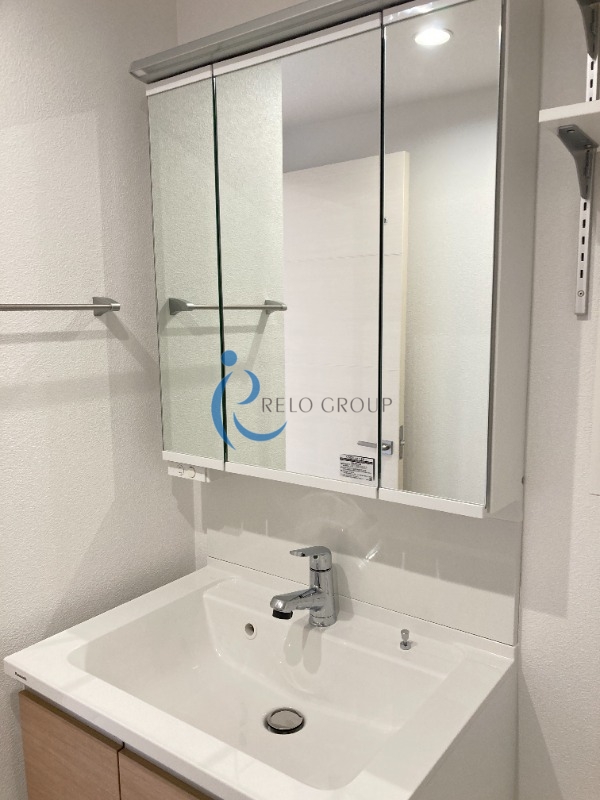 洗面設備　同仕様タイプ