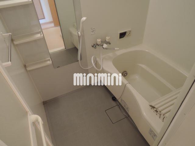 バス・シャワールーム　追い炊き機能付き