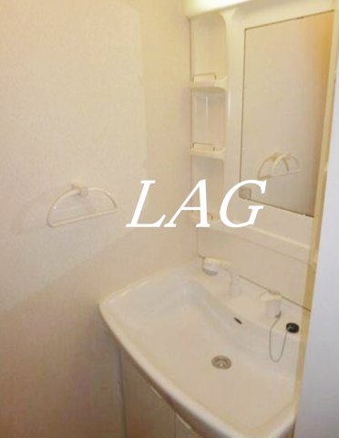 洗面設備　洗面台です。