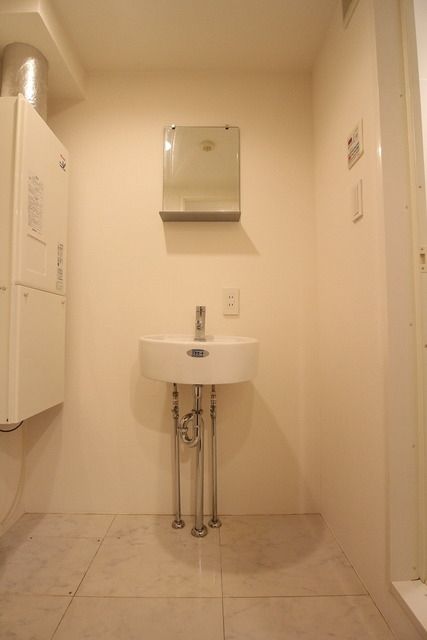 洗面設備　別部屋参考写真