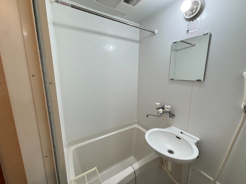 バス・シャワールーム　別号室イメージ