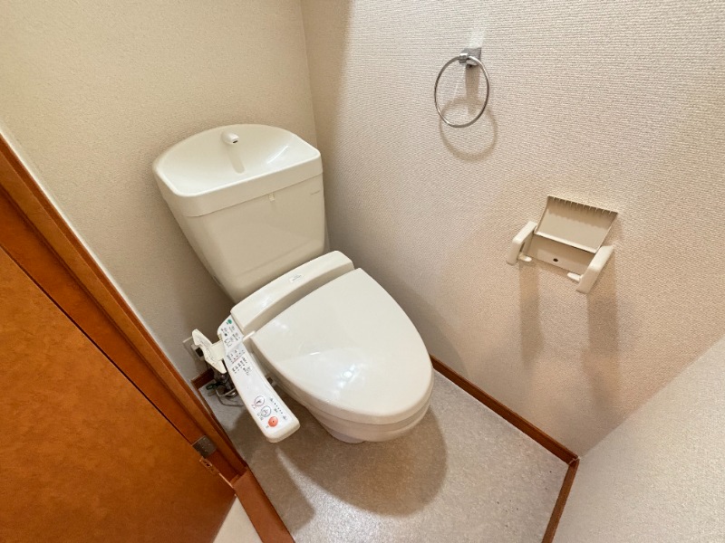 トイレ　別号室イメージ