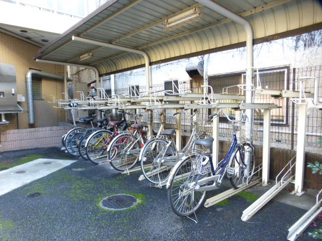 その他共有部分　屋根付　駐輪スペース