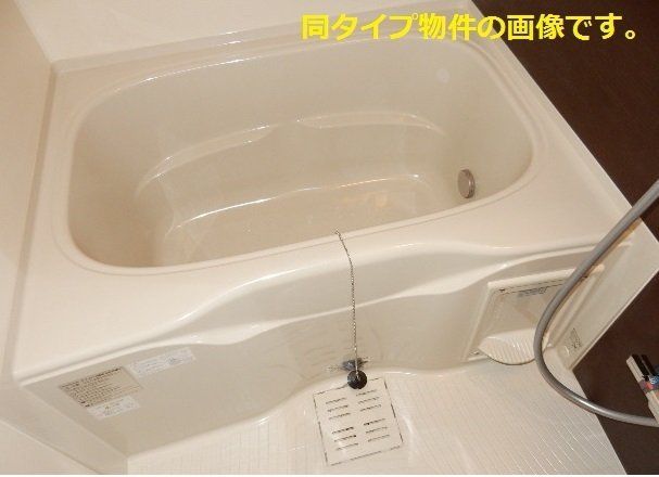 京成押上線 青砥駅 徒歩14分 10階建 築3年の風呂写真