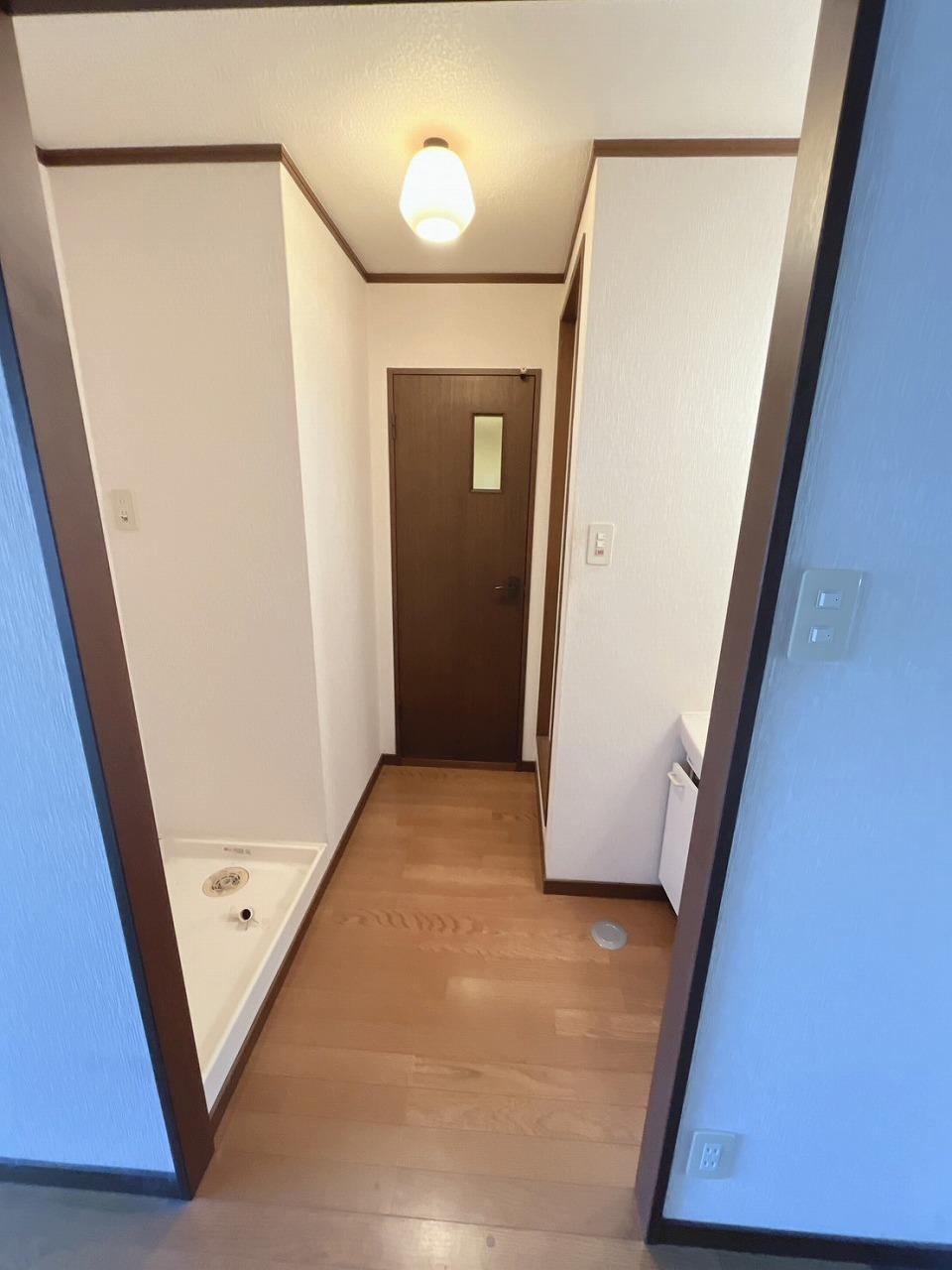 その他　脱衣・ランドリールーム(洗濯機置場)