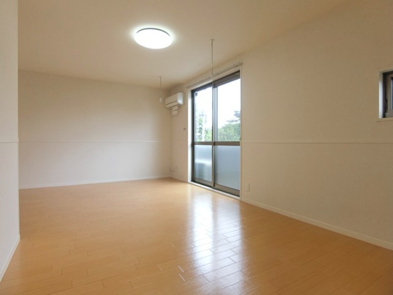 居室・リビング　図面と現状に相違がある場合には現状を優先