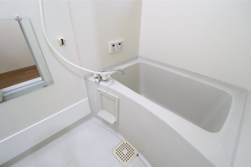 バス・シャワールーム　図面と現状に相違がある場合には現状を優先