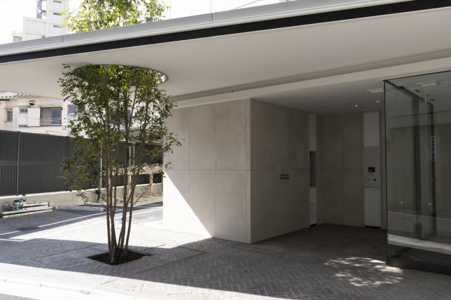 エントランス　エントランス