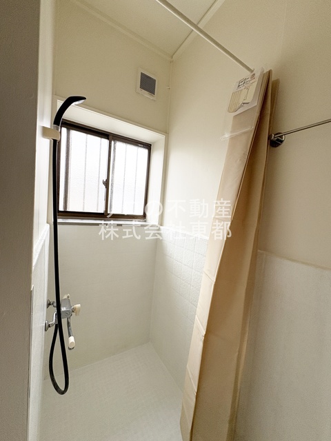 バス・シャワールーム　シャワールーム設置済☆