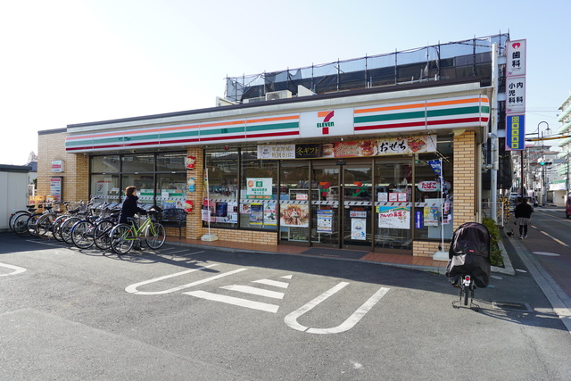 コンビニ　セブンイレブン国分寺西恋ケ窪4丁目店（コンビニ）まで405m