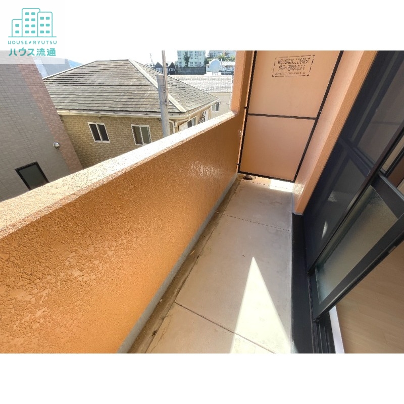 バルコニー　※写真は別号室