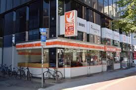 コンビニ　セイコーマート北8条店（コンビニ）まで135m