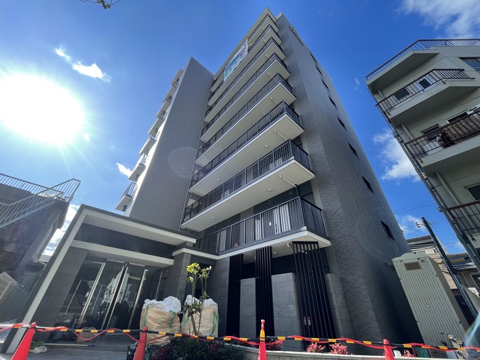 建物外観　建築中